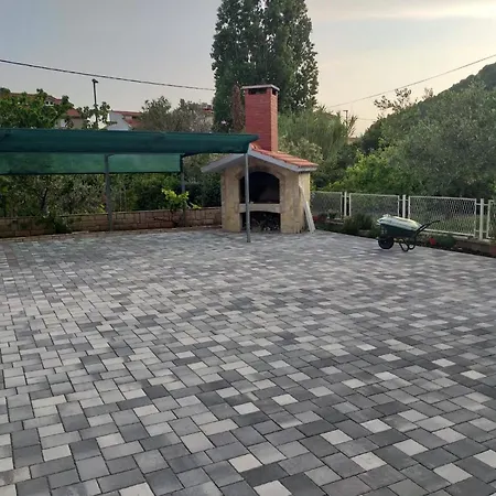 Apartment Charming Duce Omis