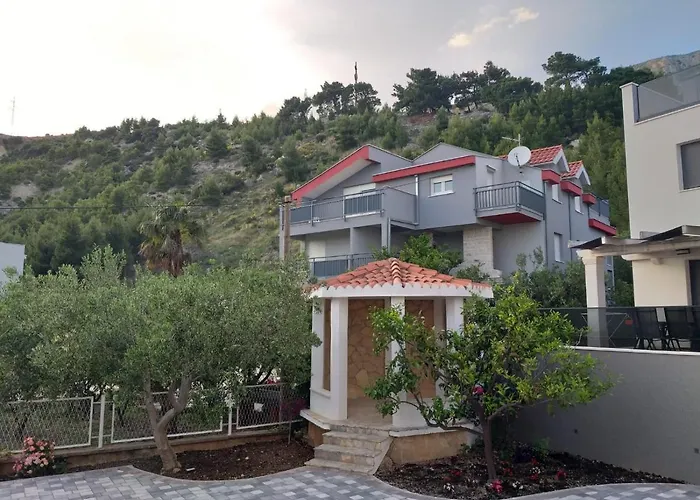 Charming Duce * Omiš